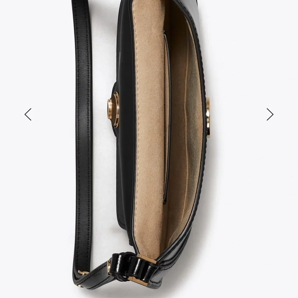 Tory Burch Robinson Spazzolato small flap bag black - Picture 7 of 11